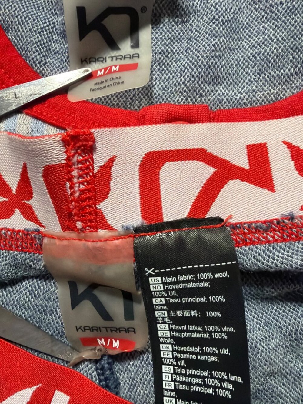 Kari Traa Åkle Blue Thermal Base Layer SET Medium Top/Bottom MSRP$240 - Picture 7 of 17